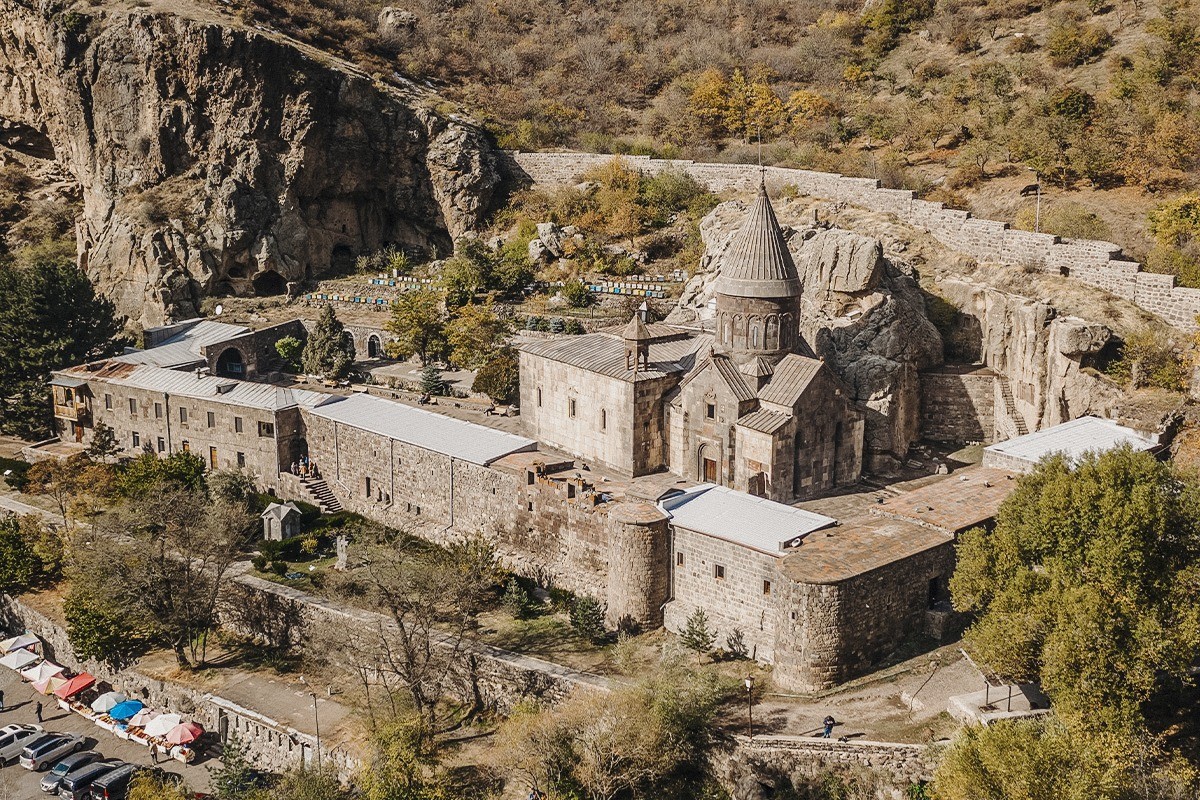 Garni Temple, Geghard Monastery & Lavash Baking Masterclass: Private Tour from Yerevan