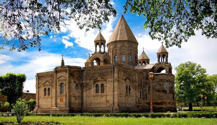 Индивидуальный тур: Эчмиадзин, Св Гаяне, Св Рипсиме, Звартноц