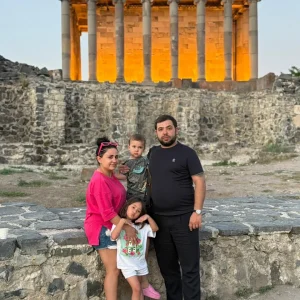 Храм Гарни, монастырь Гегард и Симфония камней - частный тур из Еревана