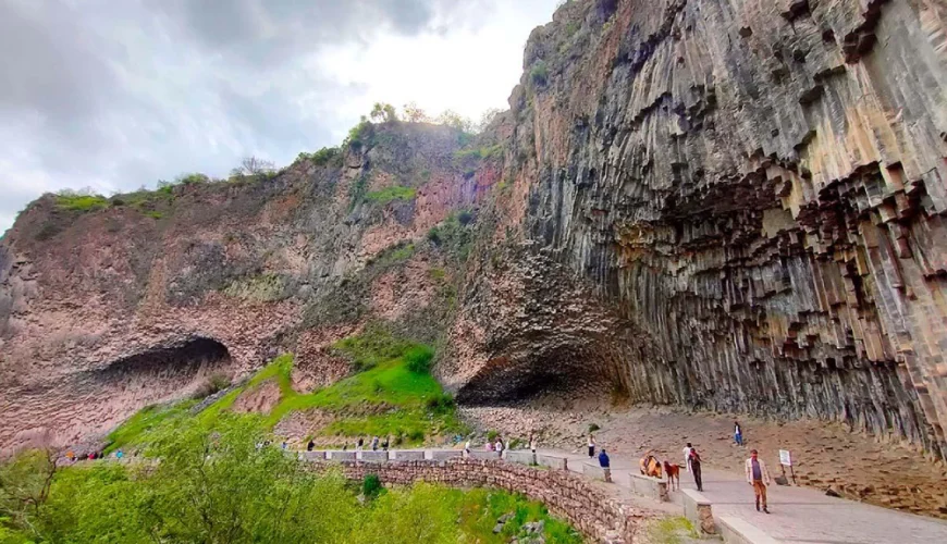 Tours to the symphony of stones Garni