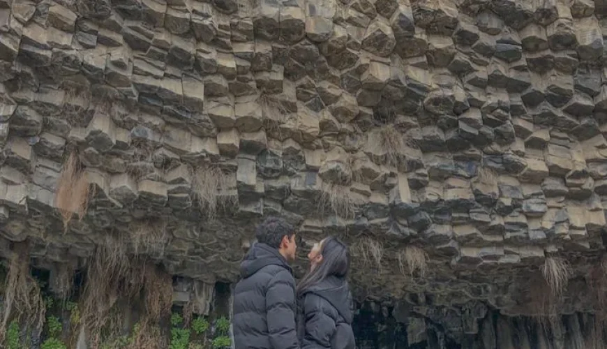 symphiny of stones