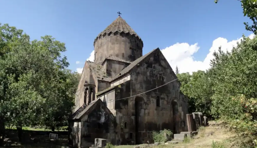 Surb Astvatsatsin Church of Bjni