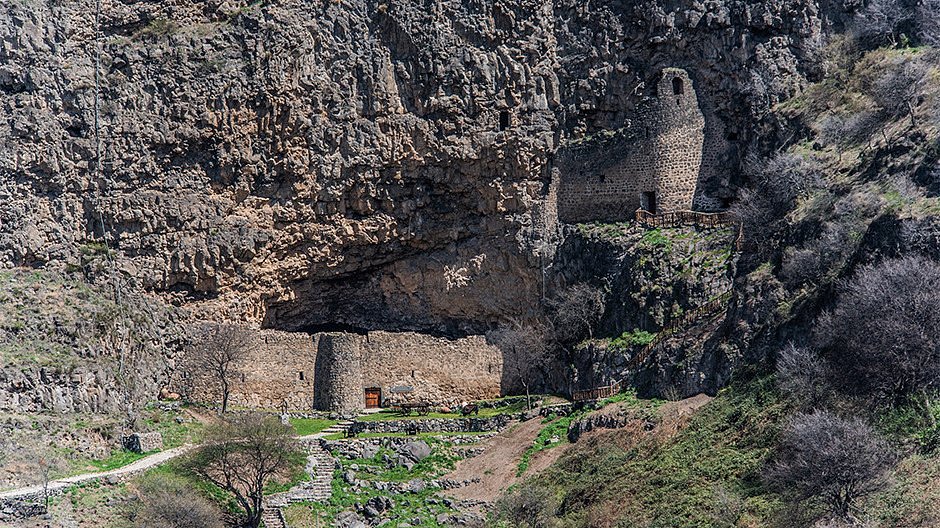 Northern Armenia Off the Beaten Path: Akhtala Monastery, Mendz Er Cave & Zarni-Parni