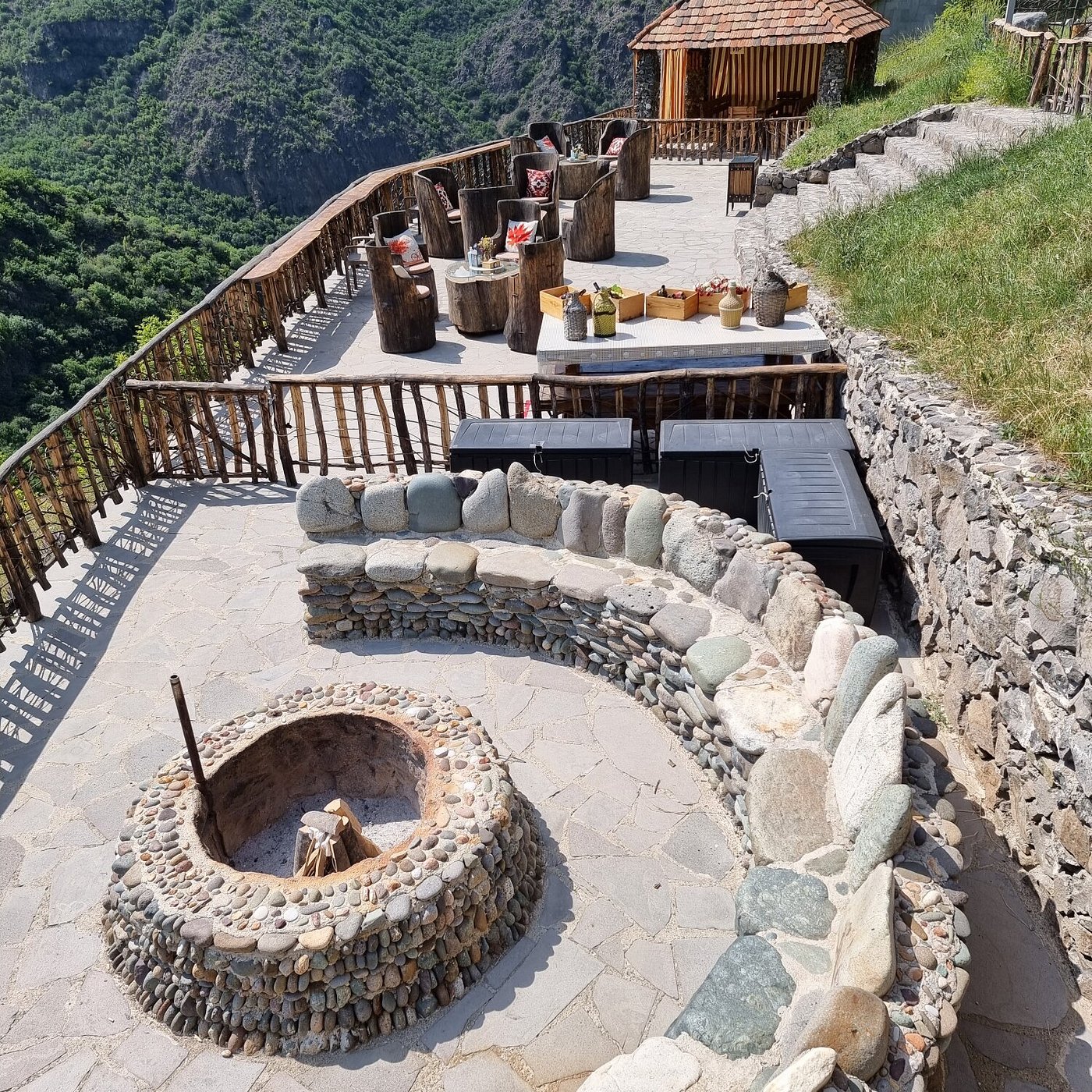 Northern Armenia Off the Beaten Path: Akhtala Monastery, Mendz Er Cave & Zarni-Parni